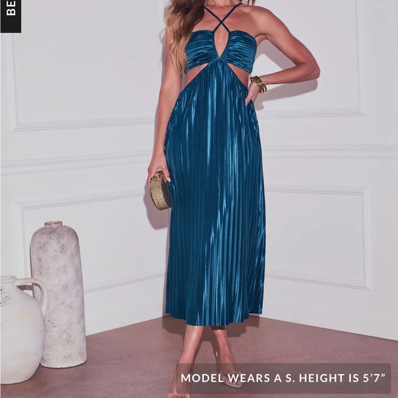 VICI GREEN Hollywood Dreams Pleated Tie Back Midi Dress - Picture 3 of 7